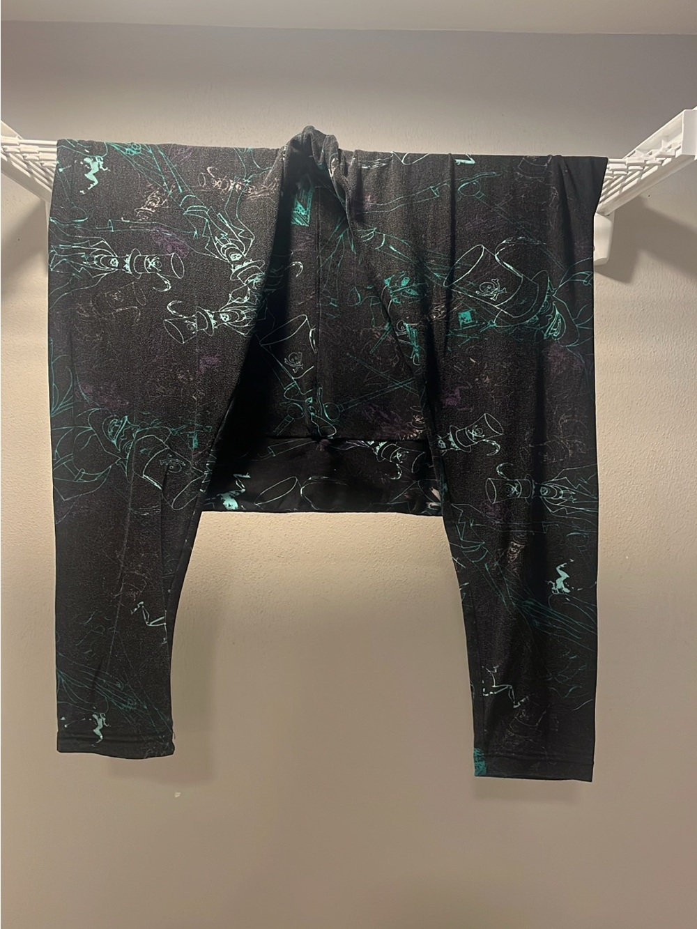 LuLaRoe Black Leggings with Teal Abstract Lines